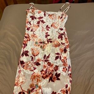 Velvet flower strap dress